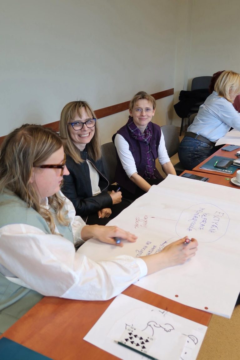 Building Skills for an International University: Training Sessions at UJK